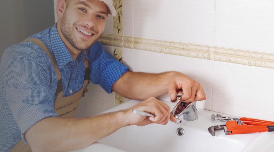 Handle or spout repair in Bois D Arc, MO